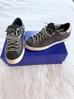 NWT P448 Black and Pink Metallic Sneaker